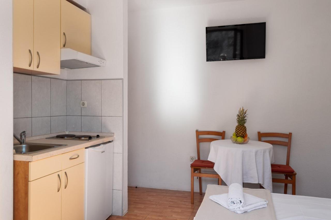 Niko Apartments Drvenik  Ngoại thất bức ảnh